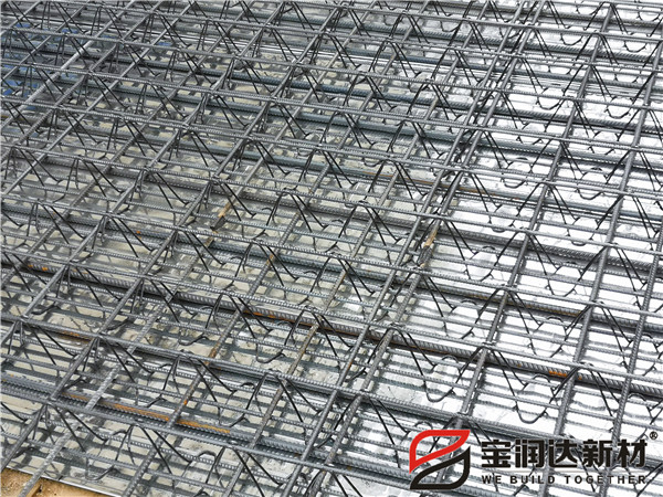 钢筋桁架楼承板价格相比预制板有什么优势？
